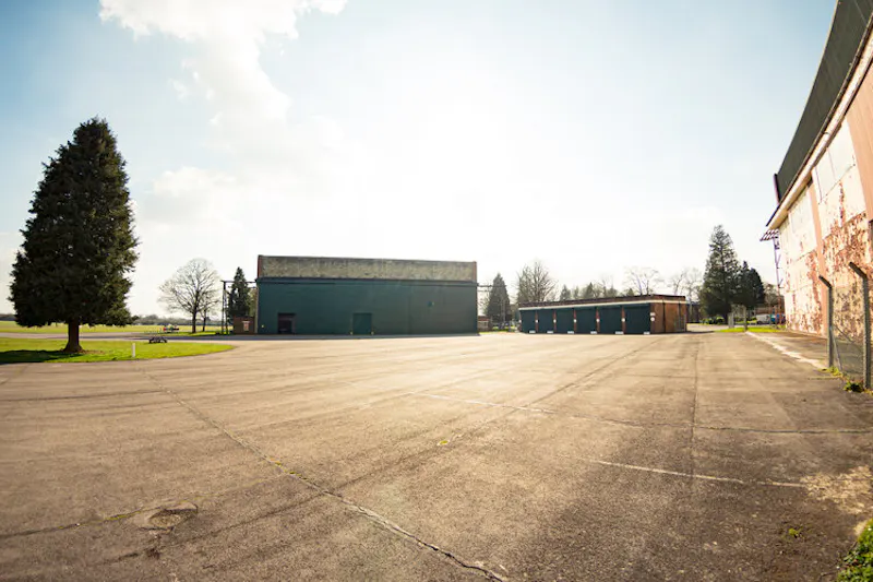 Garage at Oxfordshire 444 acre venue, N487 (photo 16)