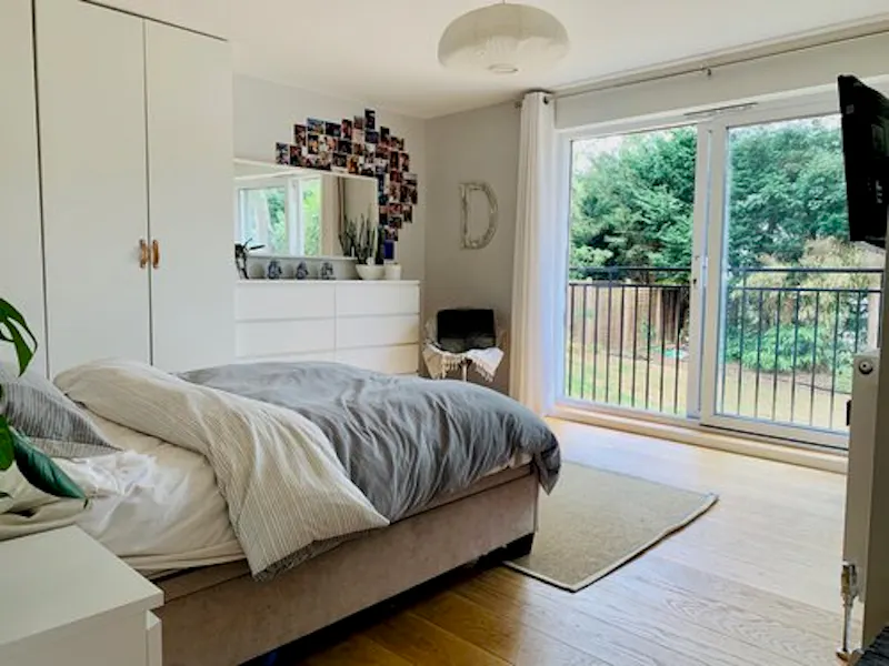 Bedroom at Modern bungalow Camberley , D2511 (photo 34)