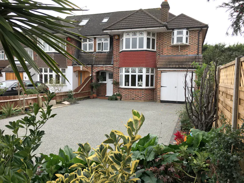 Modernised  Twickenham home, D2450 (photo 38)