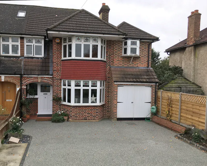Modernised  Twickenham home, D2450 (photo 36)
