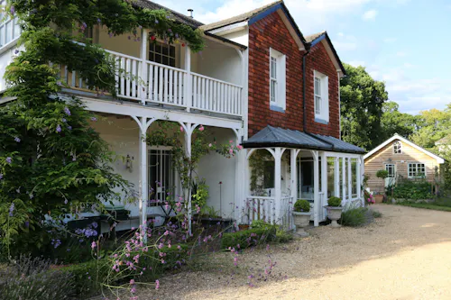 New Forest country house, A1543