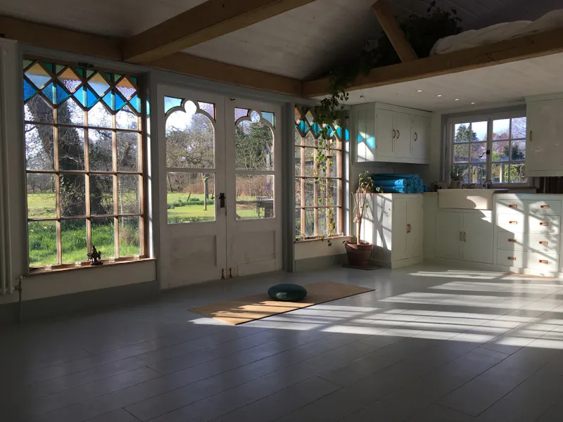 Beams at New Forest country house, A1543 (photo 24)