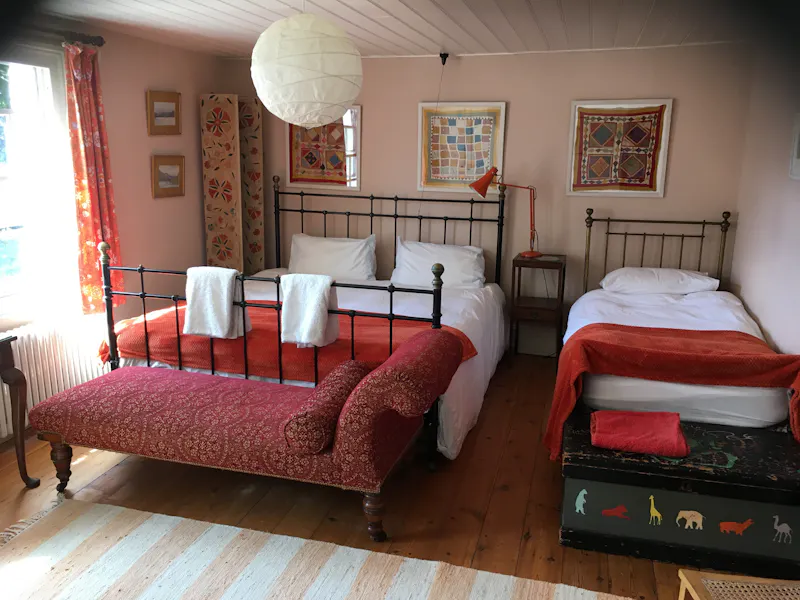 Bedroom at New Forest country house, A1543 (photo 15)