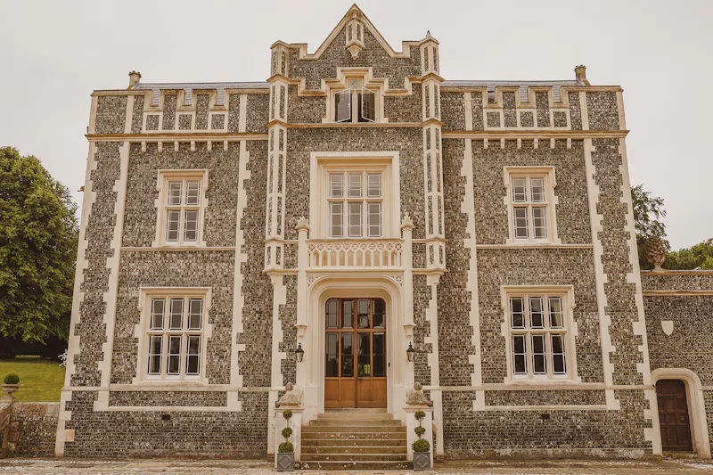 Historic Folkington Stately , G61 (photo 1)