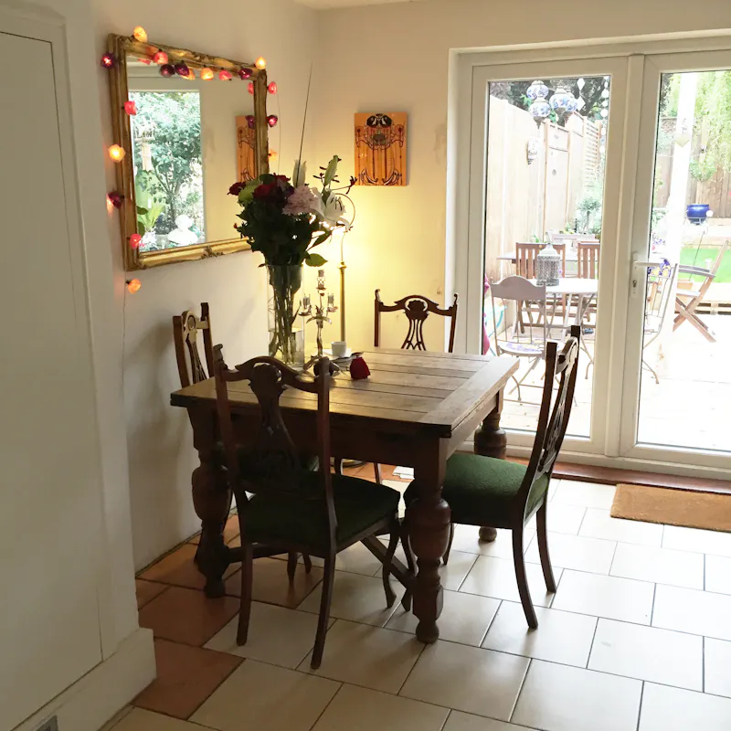 Dining room at West Norwood artistic semi, D2537 (photo 7)