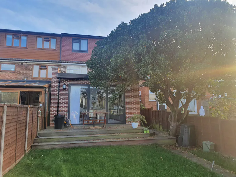 Garden at Modern semi in Greenford, D2541 (photo 14)