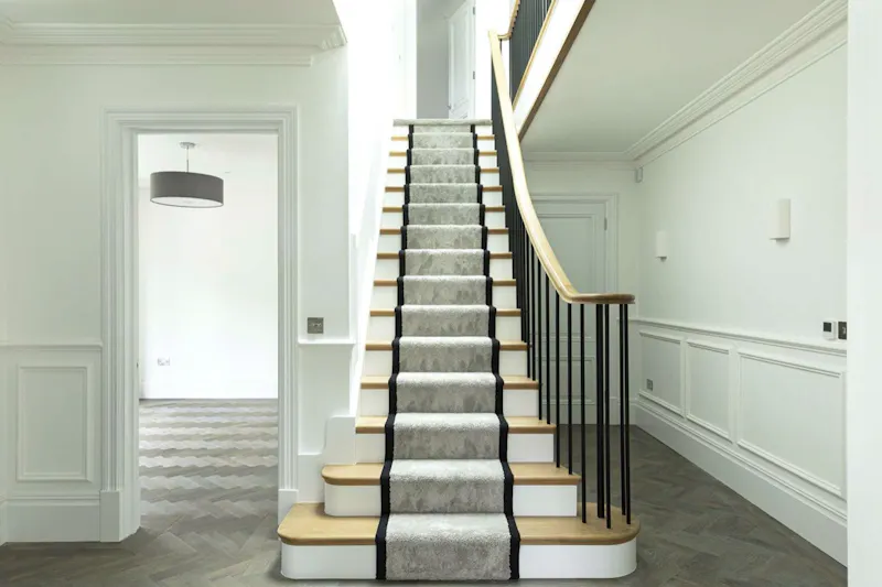 Staircase at New Georgian house Shiplake, A1556 (photo 9)