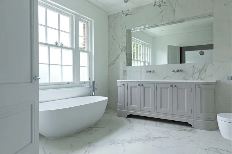 Bathroom at New Georgian house Shiplake, A1556 (photo 13)