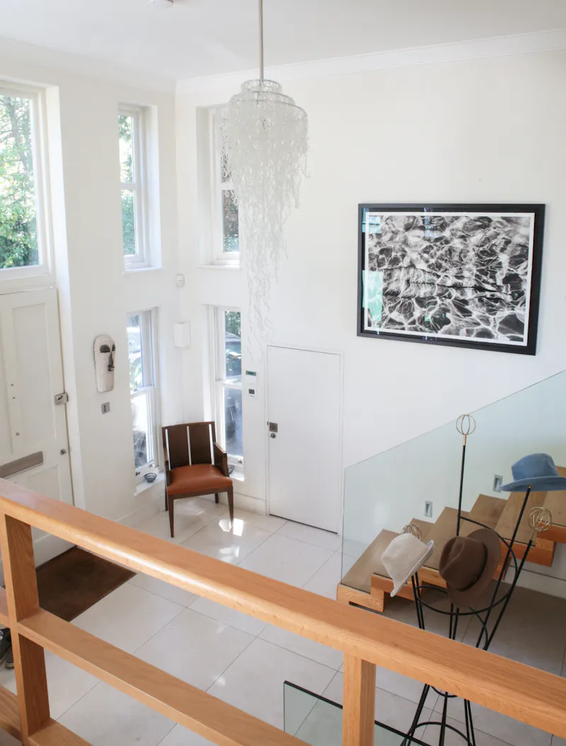 Modern Wimbledon house, D2087 (photo 40)