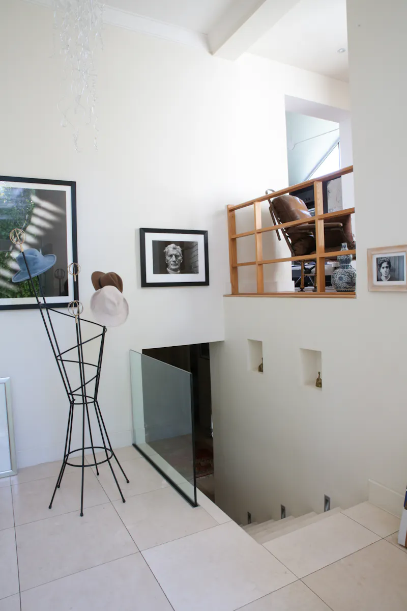 Modern Wimbledon house, D2087 (photo 35)