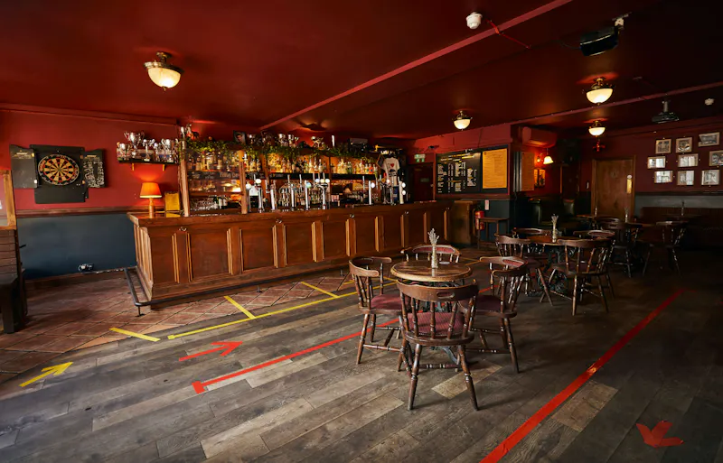 Traditional Dalston pub , R846 (photo 10)