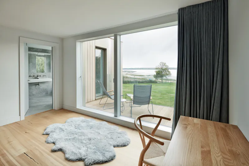 Award winning Harkstead house, K458 (photo 22)