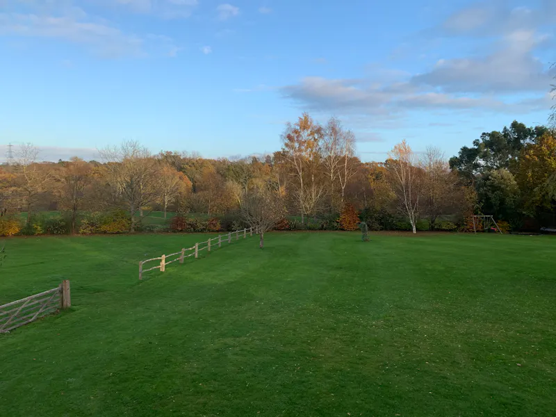 Views - country at Modern house in Little Horsted, D2529 (photo 19)