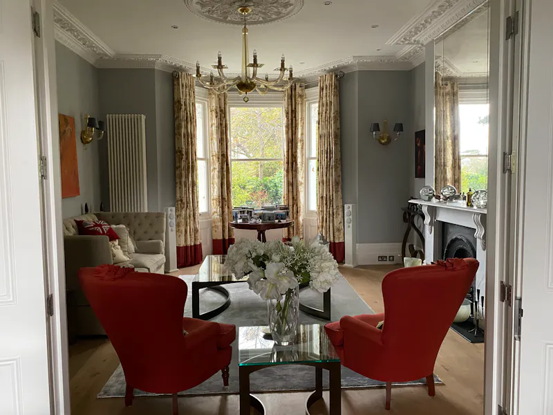 Sitting room at Renovated Chislehurst semi , D2513 (photo 5)