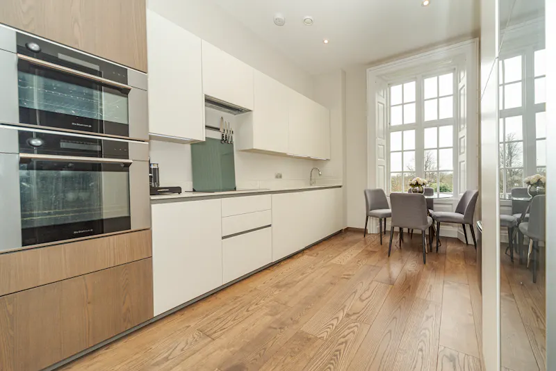 Floor - wooden at Elegant Buntingford apartment, F1207 (photo 3)