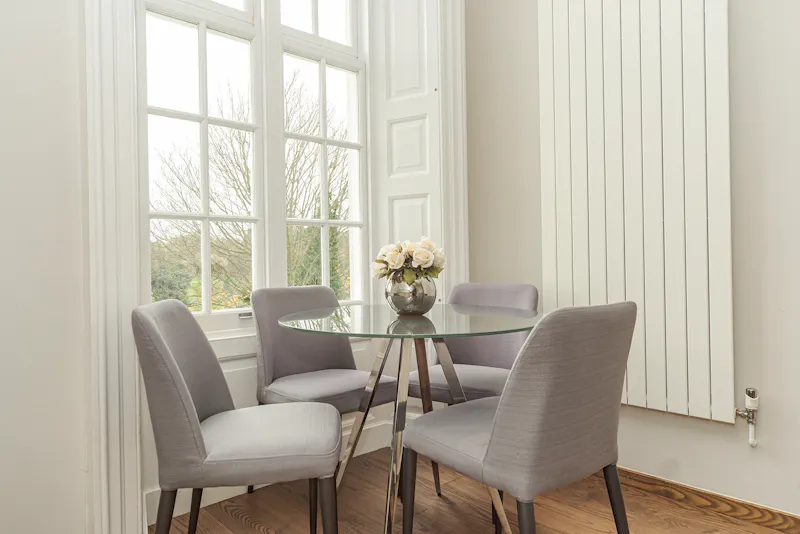Dining room at Elegant Buntingford apartment, F1207 (photo 4)