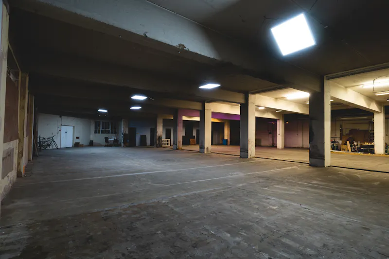 Canning Town events space, N484 (photo 14)