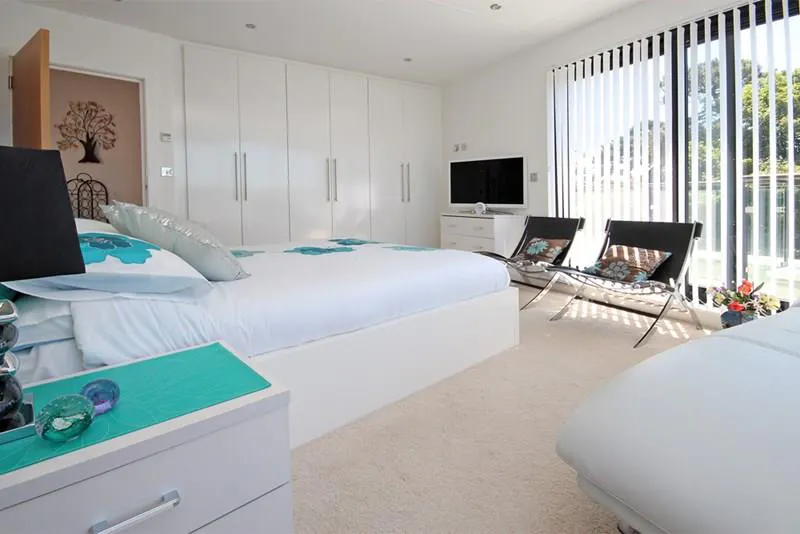 Scenic Bournemouth apartment , D2533 (photo 13)