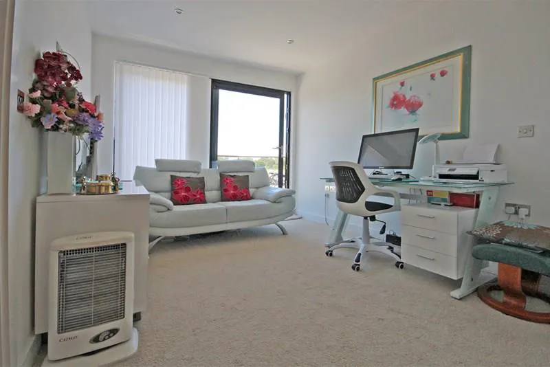 Scenic Bournemouth apartment , D2533 (photo 14)
