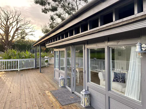 Lake House Cudworth, D2501