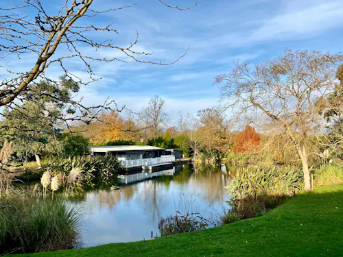 Lake House Cudworth, D2501