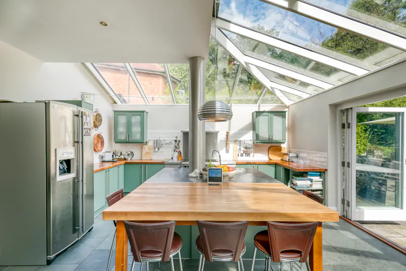 Luxury Kingston house, D2480 (photo 4)