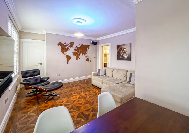 Modern Victorian Apartment, B1907 (photo 7)