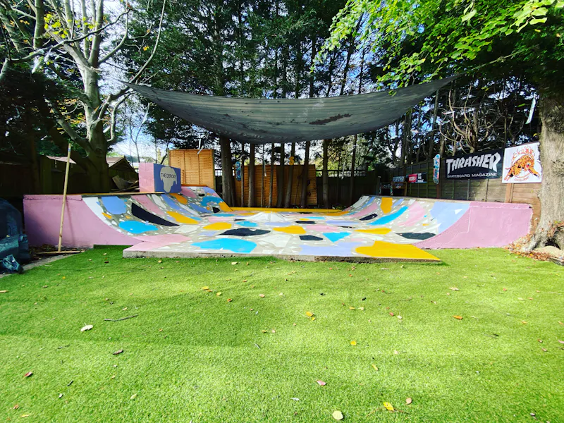 Concrete at Private skatepark in Streatham, Q146 (photo 1)