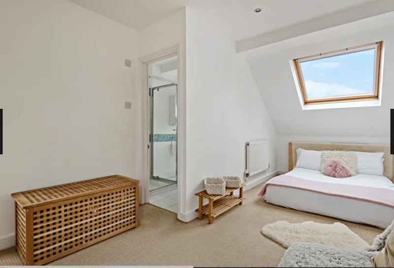 Bedroom at Edwardian home in Hither Green , E490 (photo 8)