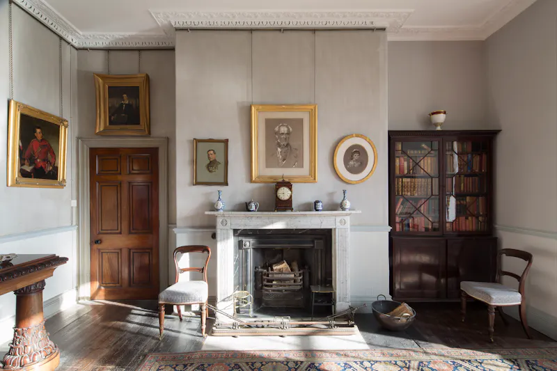 Fireplace at Devon Georgian House, A1592 (photo 6)