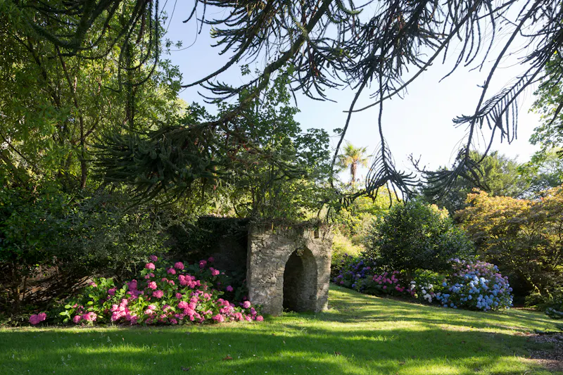 Garden - formal at Devon Georgian House, A1592 (photo 45)