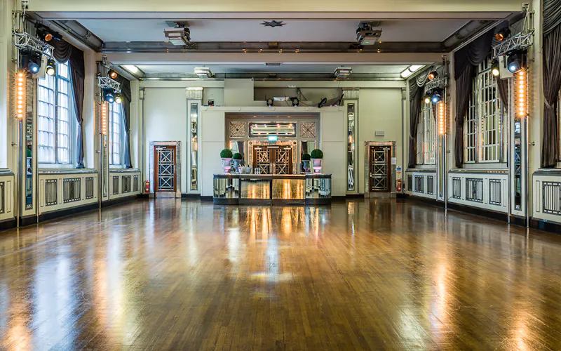 Art deco ballroom in Holborn, P590 (photo 15)