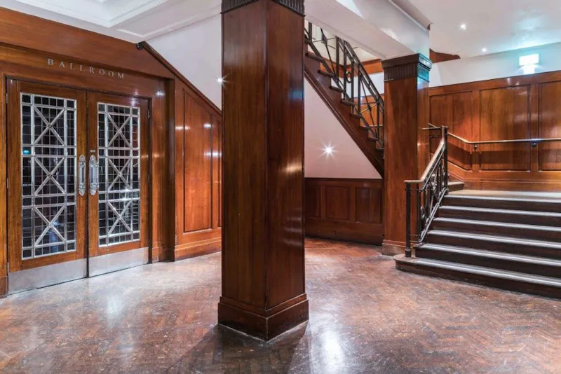 Floor - wooden at Art deco ballroom in Holborn, P590 (photo 5)