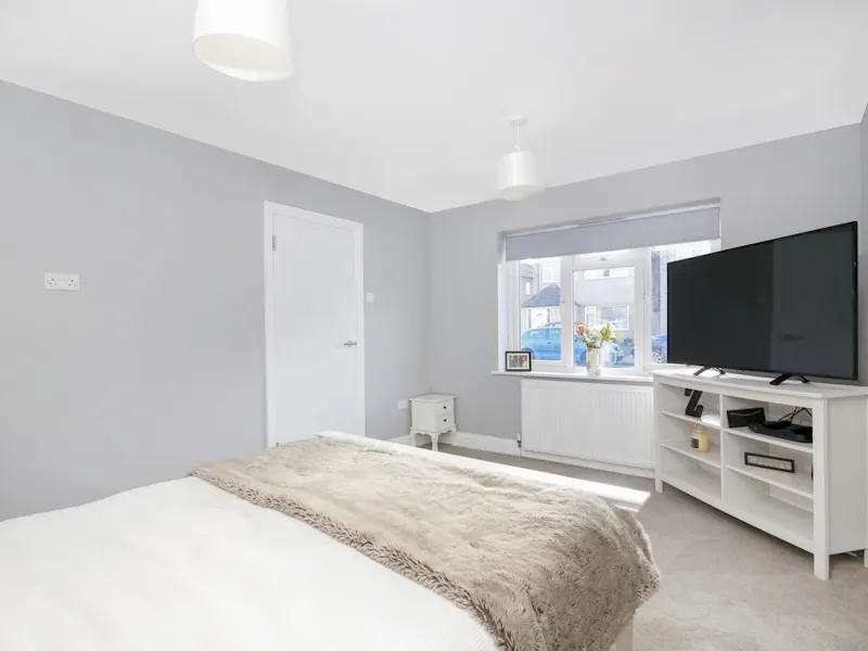 Bedroom at Neutral modern semi in Sidcup, D2536 (photo 13)