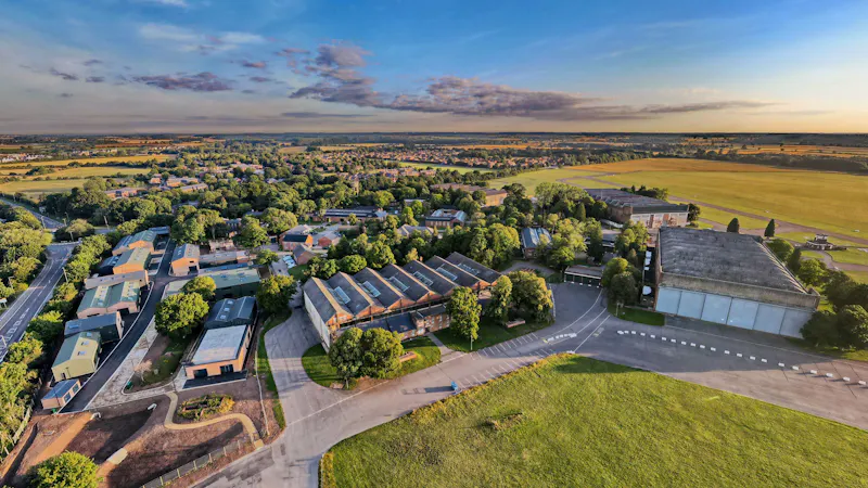 Oxfordshire 444 acre venue, N487 (photo 1)