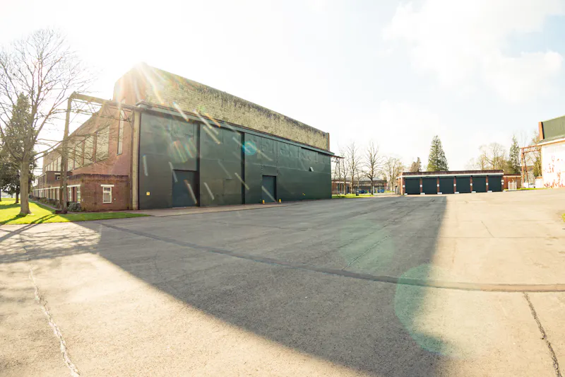 Oxfordshire 444 acre venue, N487 (photo 15)