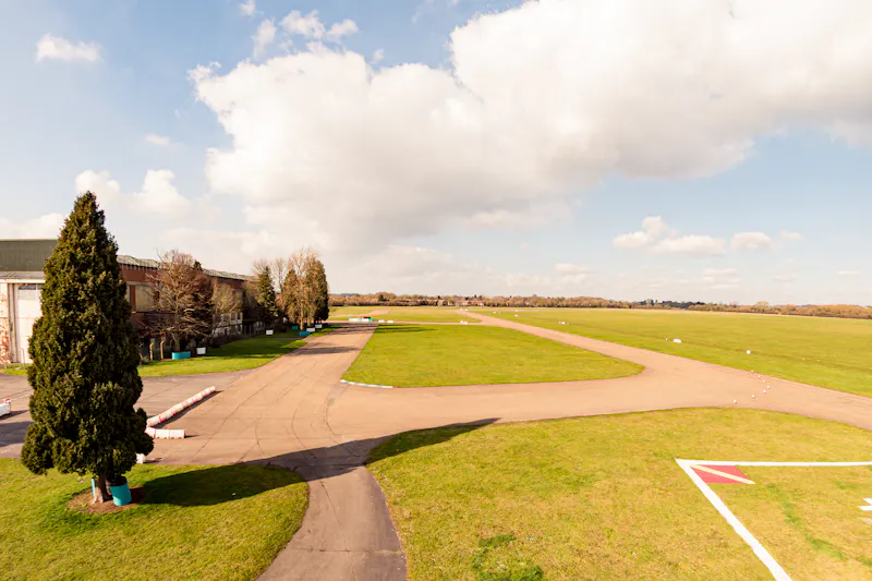 Oxfordshire 444 acre venue, N487 (photo 22)