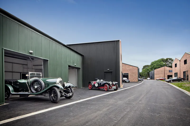 Oxfordshire 444 acre venue, N487 (photo 38)