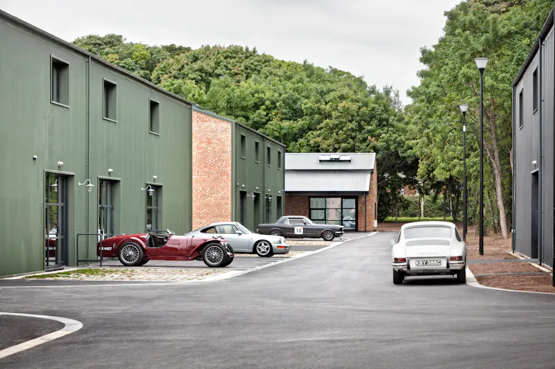 Oxfordshire 444 acre venue, N487 (photo 37)
