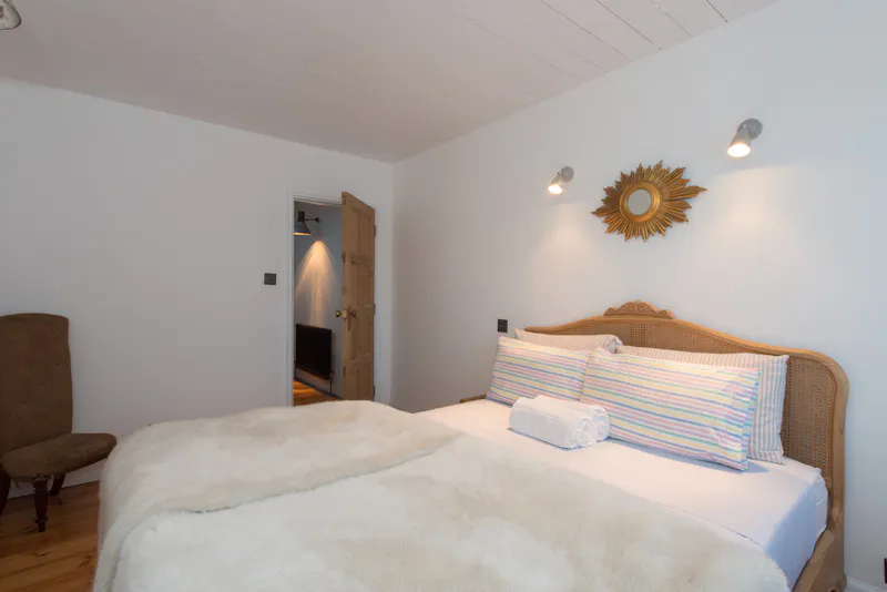 Whitstable Seafront House, D2485 (photo 16)