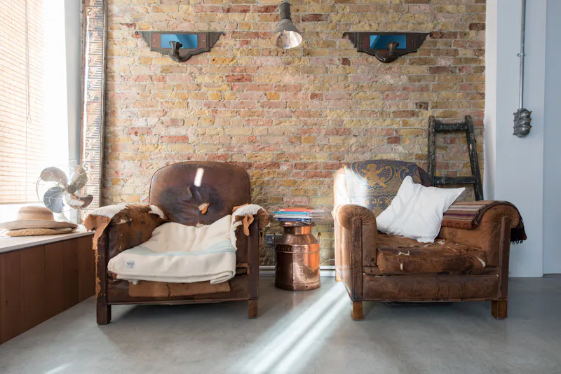 Exposed brick at Whitstable Seafront House, D2485 (photo 7)