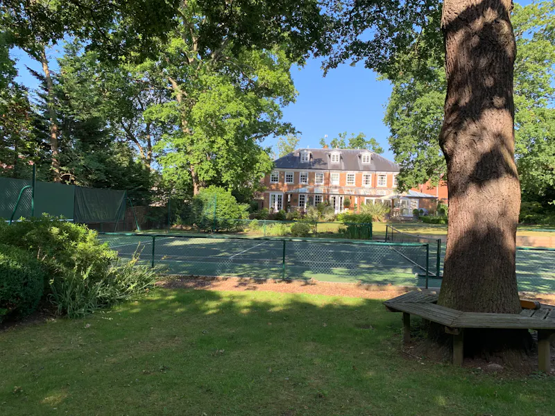 Luxury Kingston house, D2480 (photo 24)