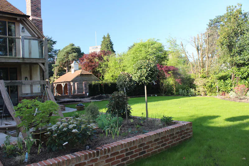 Modern Woldingham house, D2494 (photo 60)