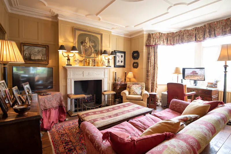 Sitting room at Eclectic Acton family house, E483 (photo 28)