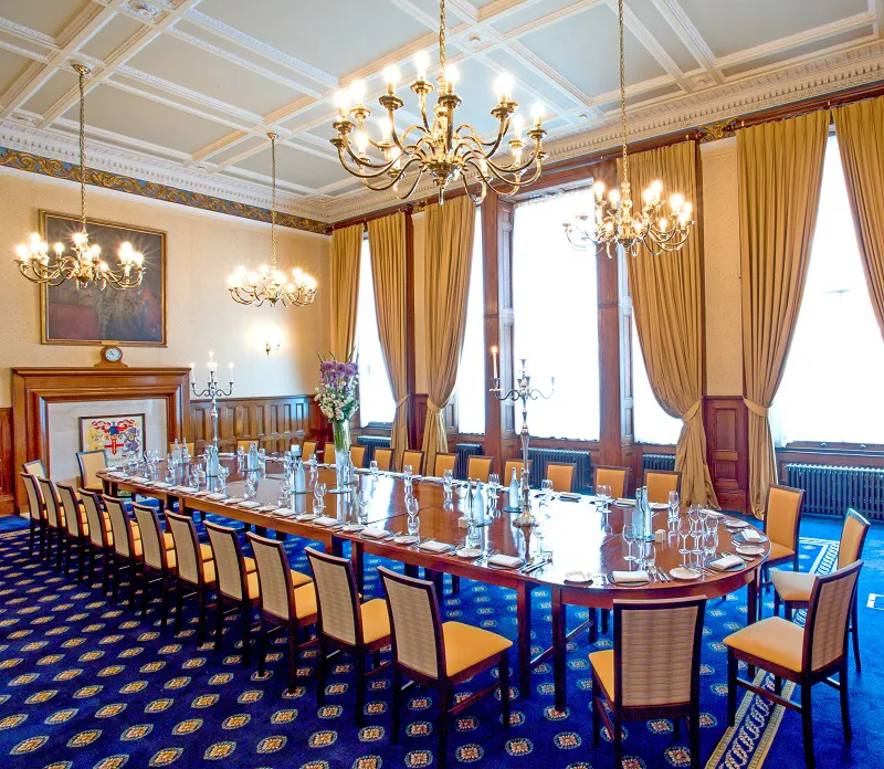 Panelling at Municipal building Holborn, P610 (photo 13)