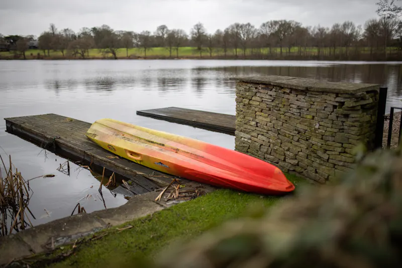 Lake at Luxury Lakeside Cheshire Home, D2693 (photo 46)