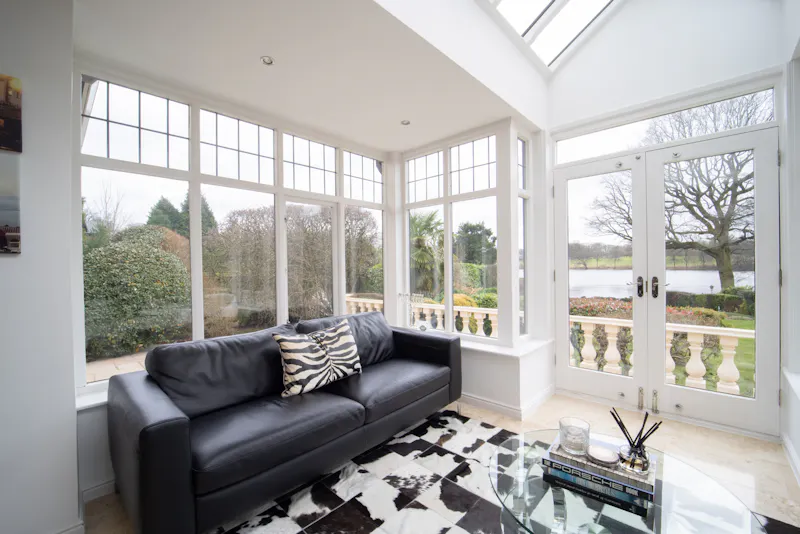 Luxury Lakeside Cheshire Home, D2693 (photo 10)