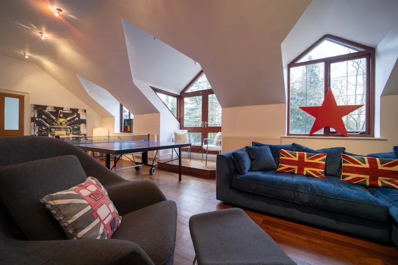Luxury Lakeside Cheshire Home, D2693 (photo 14)