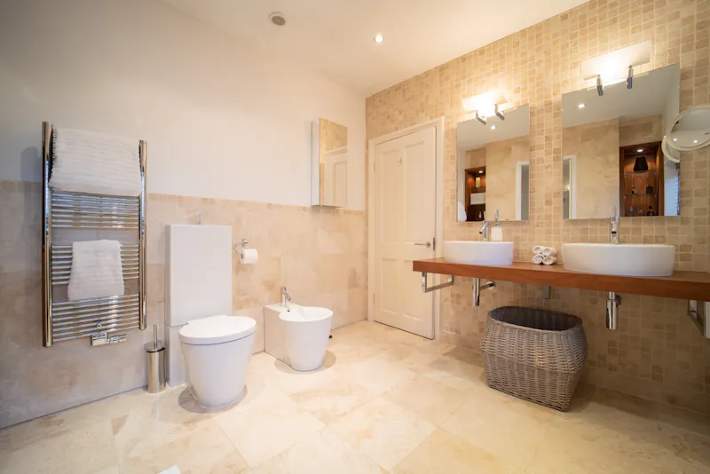 Luxury Lakeside Cheshire Home, D2693 (photo 27)
