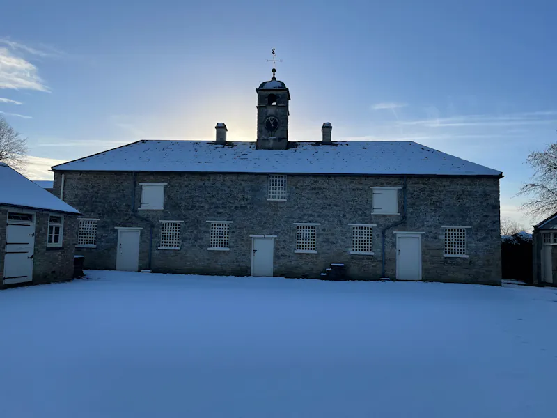 Stable / Outbuildings at Neo-classical Bedford house, A1438 (photo 68)